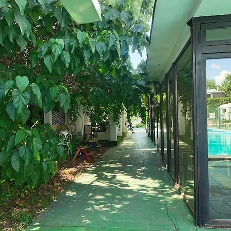 La Conac Guest house
